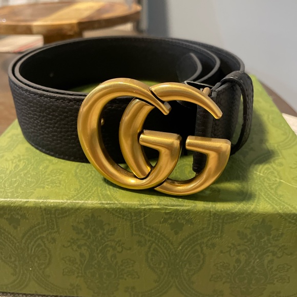 Gucci - GG Marmont leather belt with shiny buckle - Picture 2 of 9